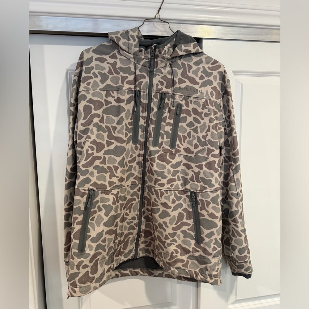 BURLEBO Men's Camouflage Performance Jacket